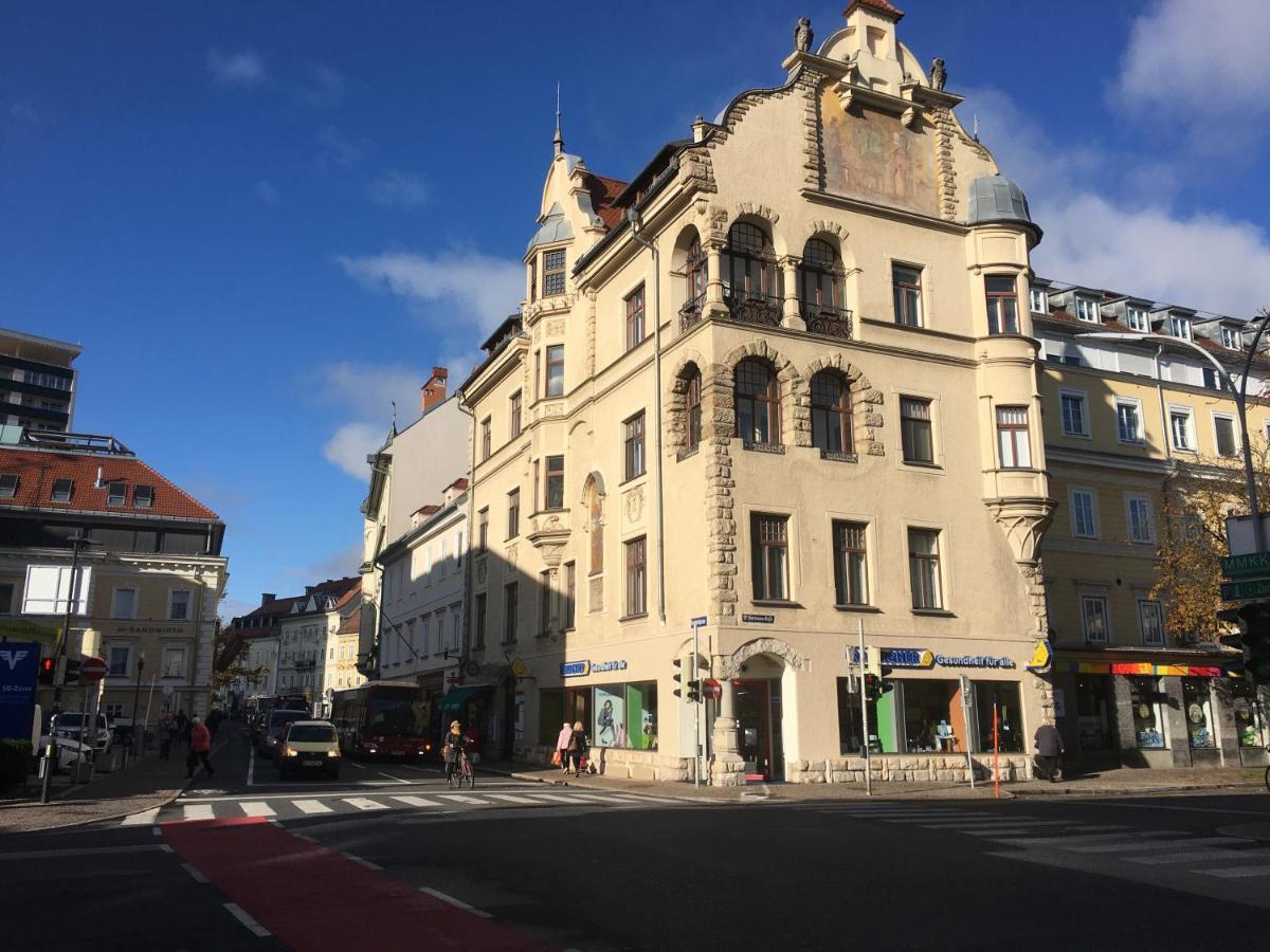Palais Gutenberg La Ville Клагенфурт Екстериор снимка